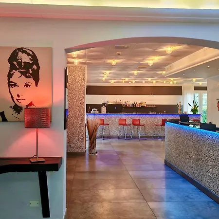 Etna - Nuova Gestione Romagnola Parcheggio 3* Riccione