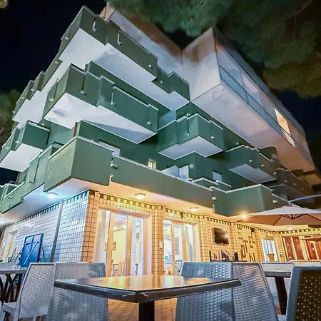 Etna - Per Coppie E Famiglie Con Parcheggio E リッチョーネ