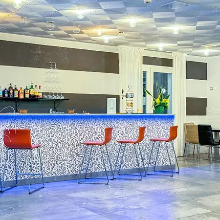 Etna - Per Coppie E Famiglie Con Parcheggio E