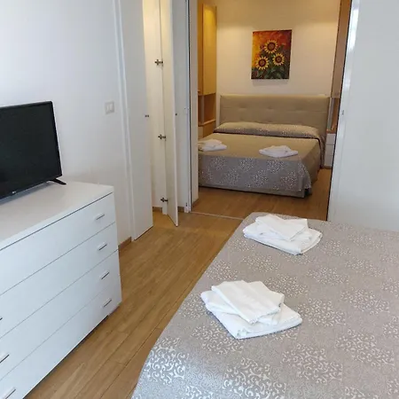 Etna - Per Coppie E Famiglie Con Parcheggio E リッチョーネ