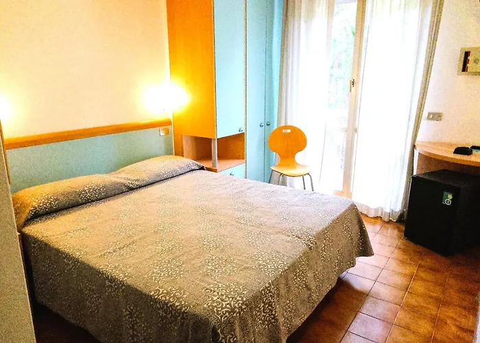 מלון Etna - Per Coppie E Famiglie Con Parcheggio E 3*