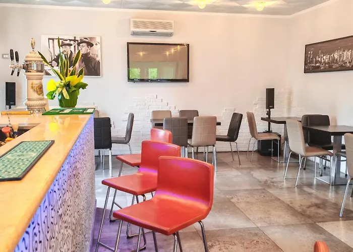 Etna - Per Coppie E Famiglie Con Parcheggio E ריצ'יונה