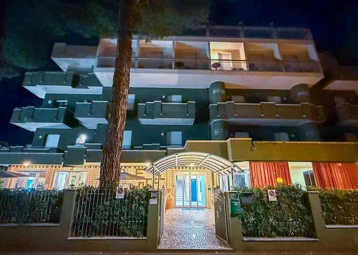 Etna - Per Coppie E Famiglie Con Parcheggio E מלון