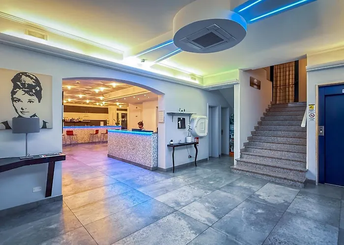 Etna - Per Coppie E Famiglie Con Parcheggio E מלון ריצ'יונה