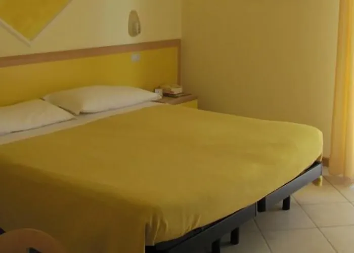 Etna - Per Coppie E Famiglie Con Parcheggio E מלון 3*