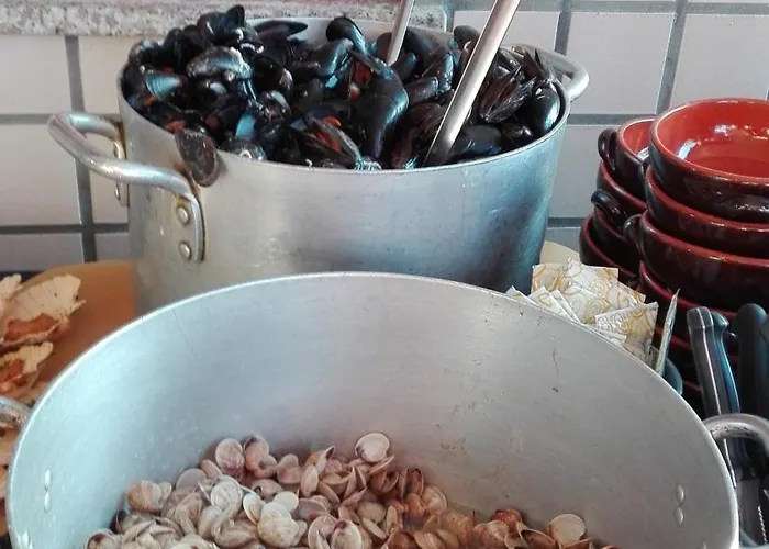 מלון Etna - Per Coppie E Famiglie Con Parcheggio E ריצ'יונה