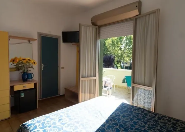 Hotel Etna - Per Coppie E Famiglie Con Parcheggio E