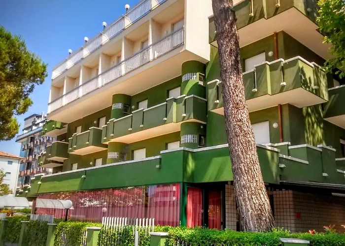 Etna - Per Coppie E Famiglie Con Parcheggio E Szálloda Riccione