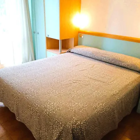 Etna - Per Coppie E Famiglie Con Parcheggio E Riccione