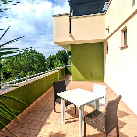 Etna - Per Coppie E Famiglie Con Parcheggio E Hotel