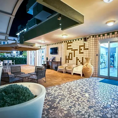 Etna Hotel 3*
