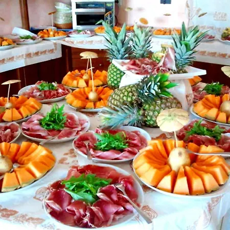 Hotel Etna - Per Coppie E Famiglie Con Parcheggio E 3*