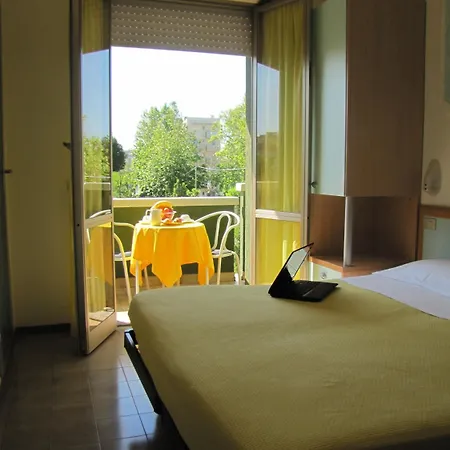 Etna - Per Coppie E Famiglie Con Parcheggio E 3*