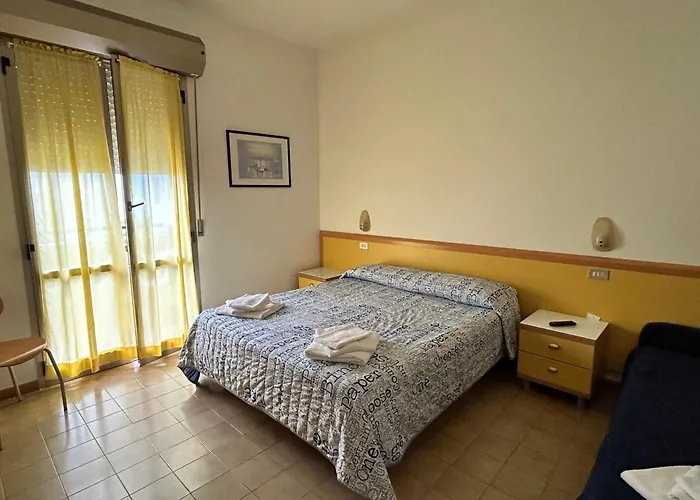 Hotel Etna - Per Coppie E Famiglie Con Parcheggio E 3*