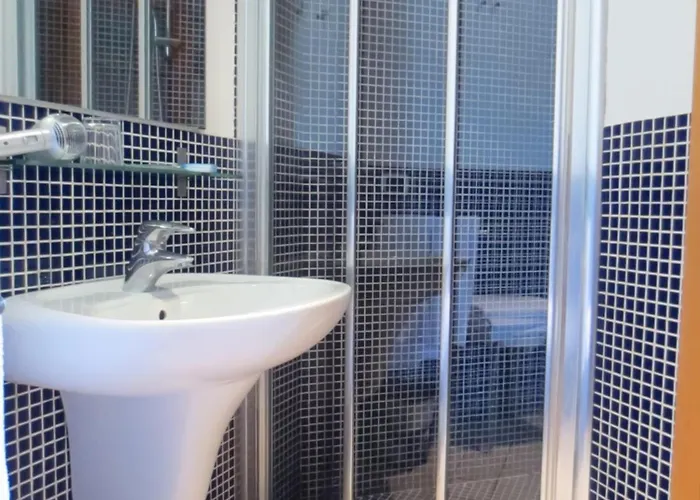 Hotel Etna - Per Coppie E Famiglie Con Parcheggio E