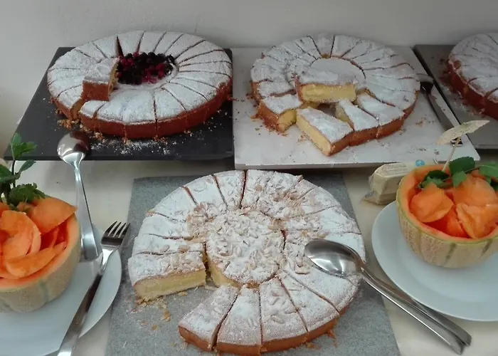 Hotel Etna - Per Coppie E Famiglie Con Parcheggio E