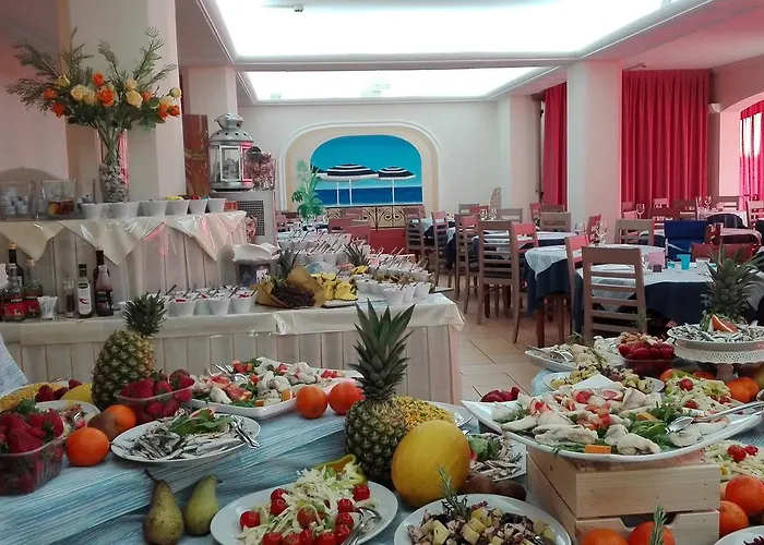 Hotel Etna - Per Coppie E Famiglie Con Parcheggio E